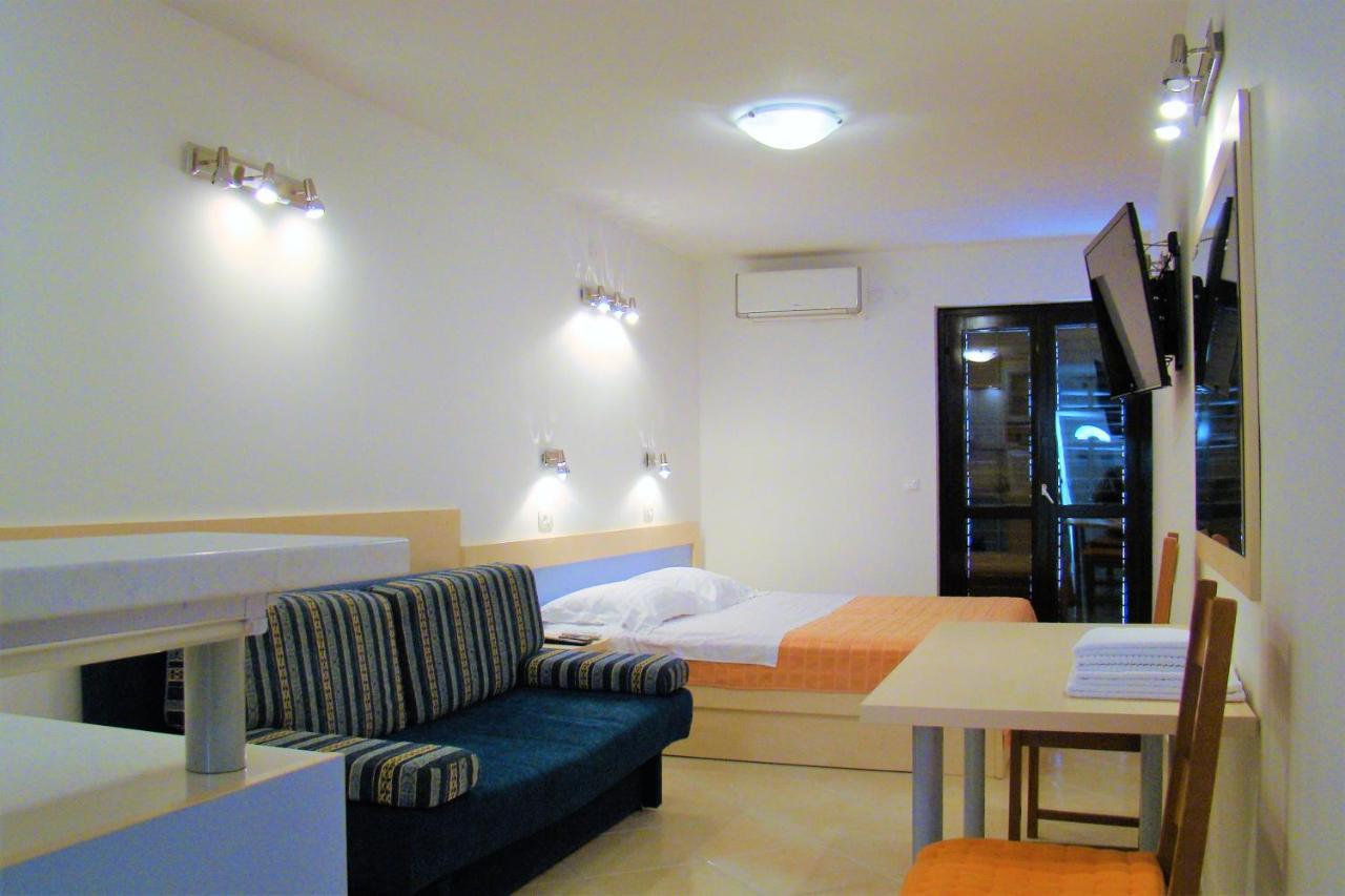 Apartments Lavica Podstrana Kültér fotó